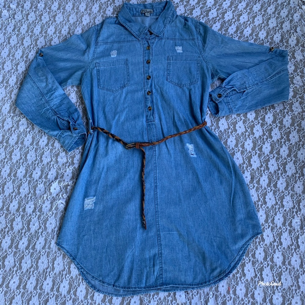 Sold!J FOR JUSTIFY DISTRESSED JEAN CHAMBRAY DRESS